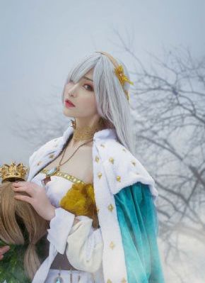 菊地凛子